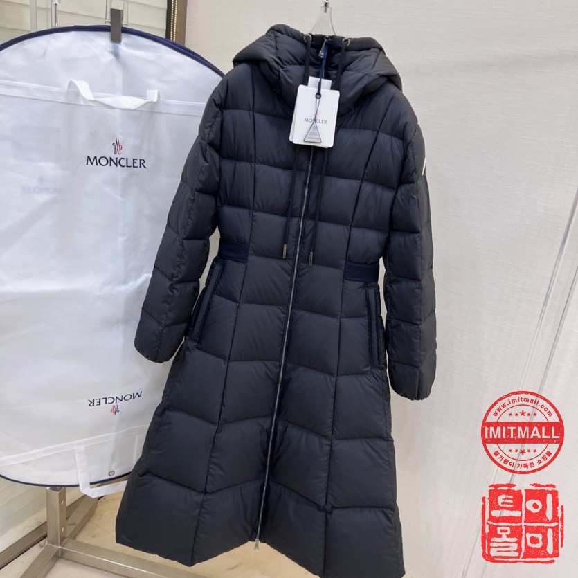 moncler_xxxxx_big_00001.jpg