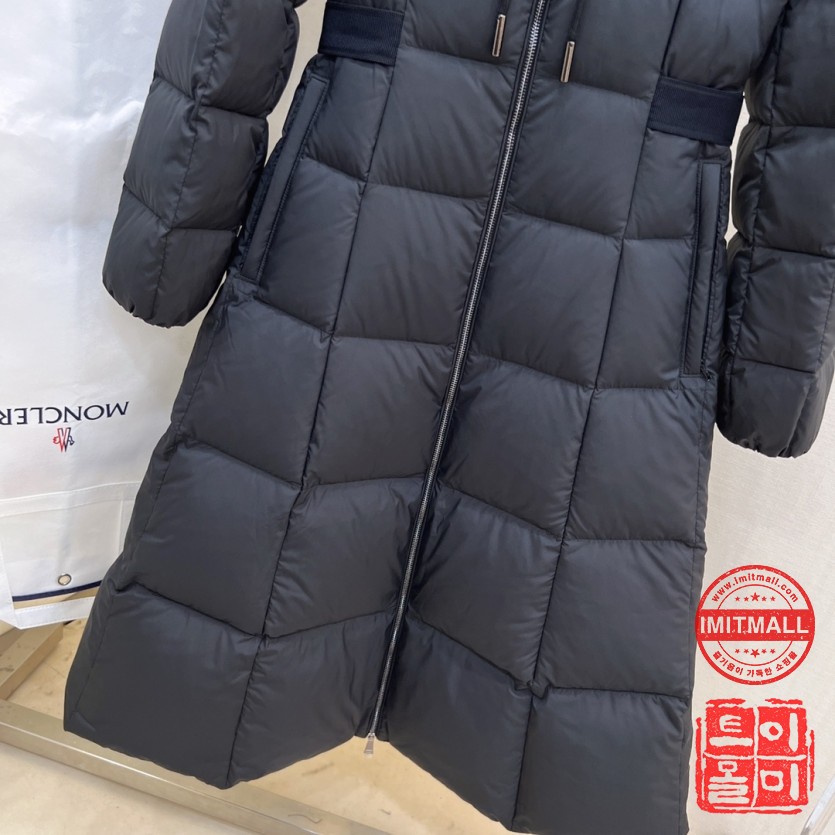 moncler_xxxxx_big_00003.jpg