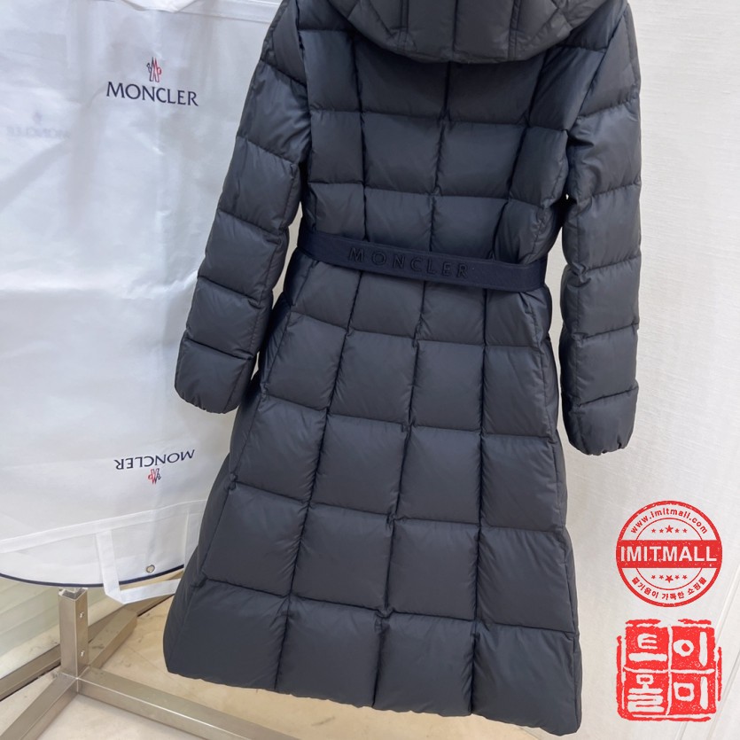 moncler_xxxxx_big_00011.jpg