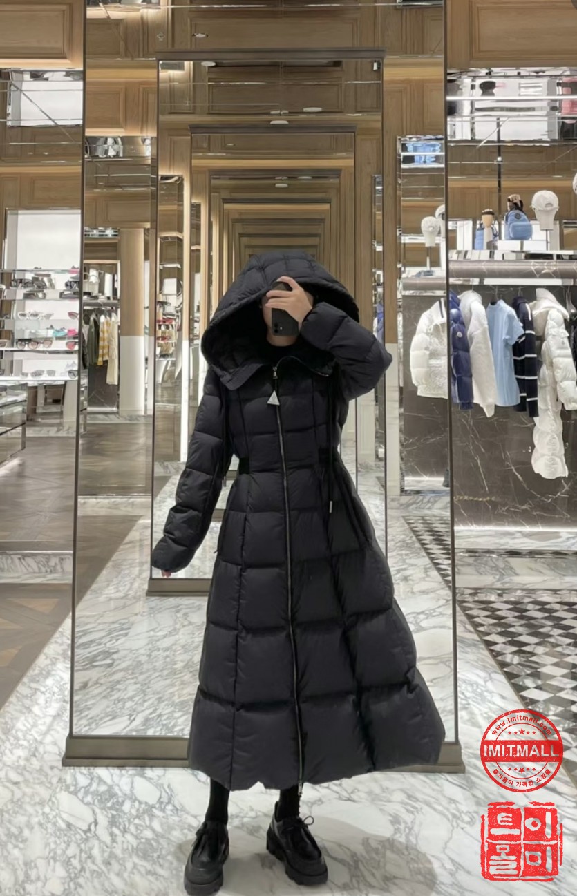 moncler_xxxxx_big_00019.jpg