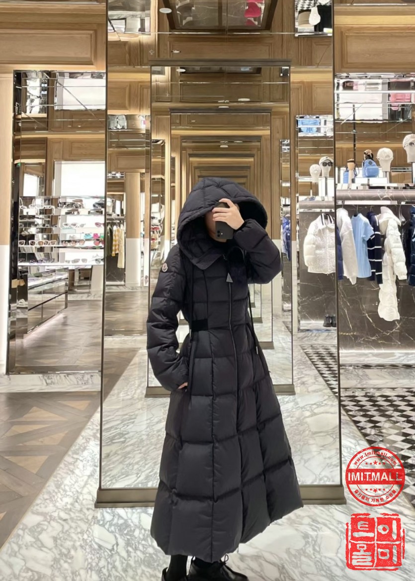 moncler_xxxxx_big_00018.jpg