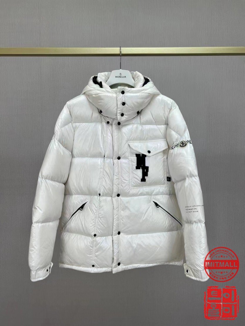 moncler_xxxxx_big_00005.jpg