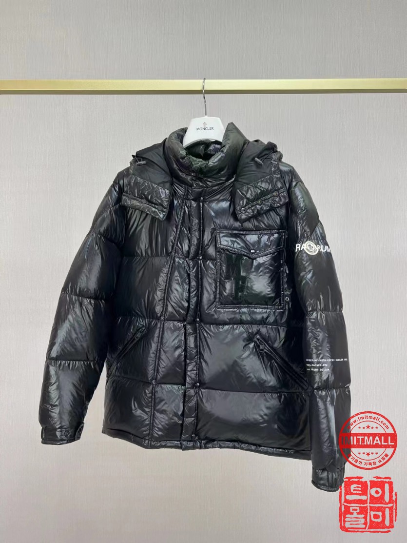 moncler_xxxxx_big_00003.jpg