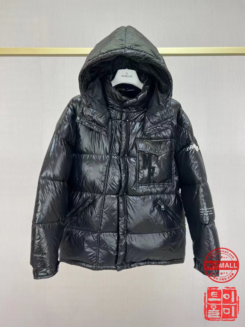 moncler_xxxxx_big_00007.jpg