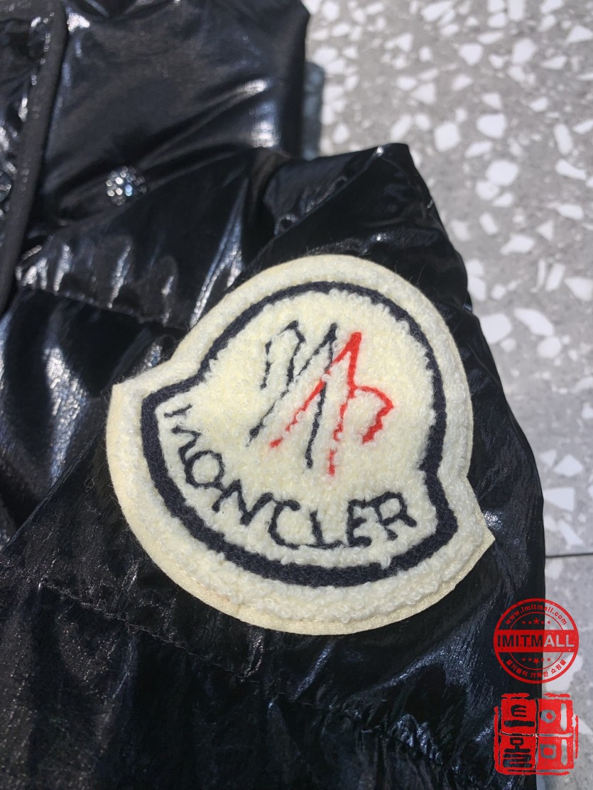 moncler_xxxxx_big_00013.jpg