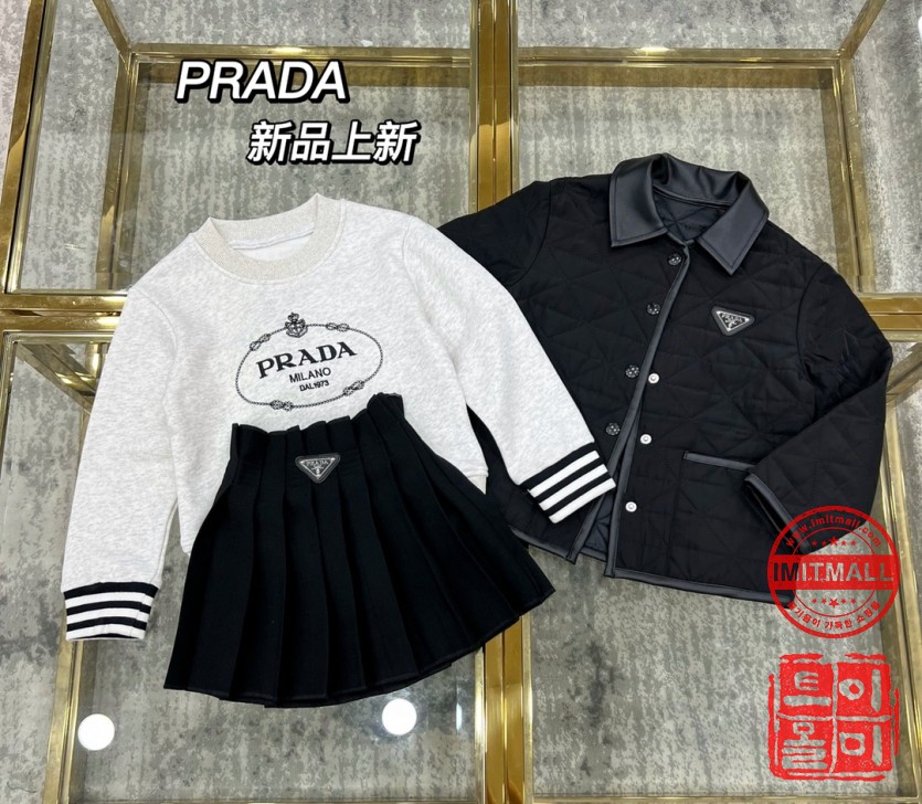 prada_xxxxx_big_00018.jpg