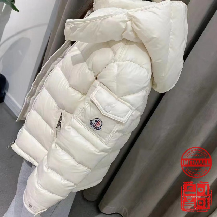 moncler_xxxxx_big_00007.jpg