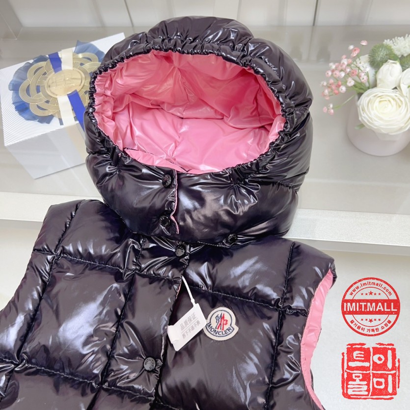 moncler_xxxxx_big_00003.jpg