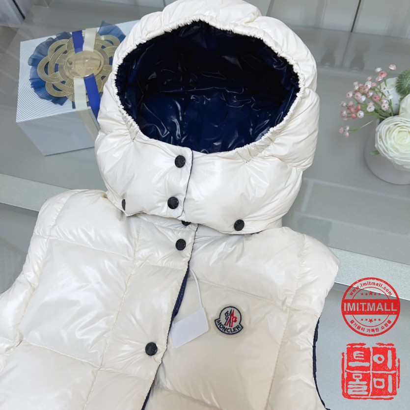 moncler_xxxxx_big_00012.jpg