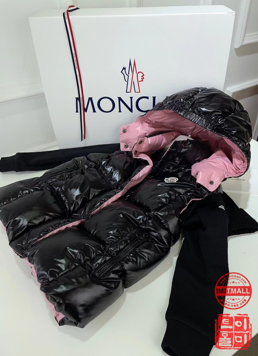 moncler_xxxxx_big_00003.jpg