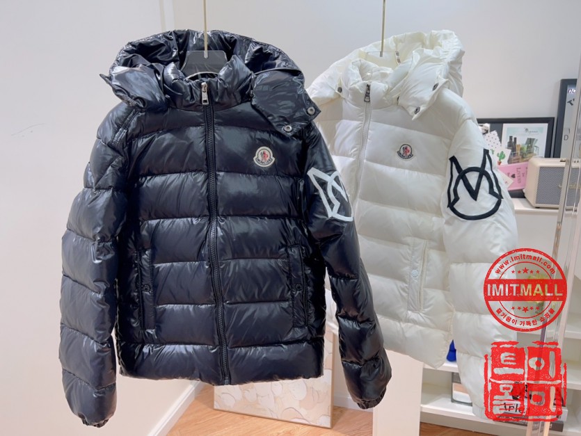 moncler_xxxxx_big_00002.jpg