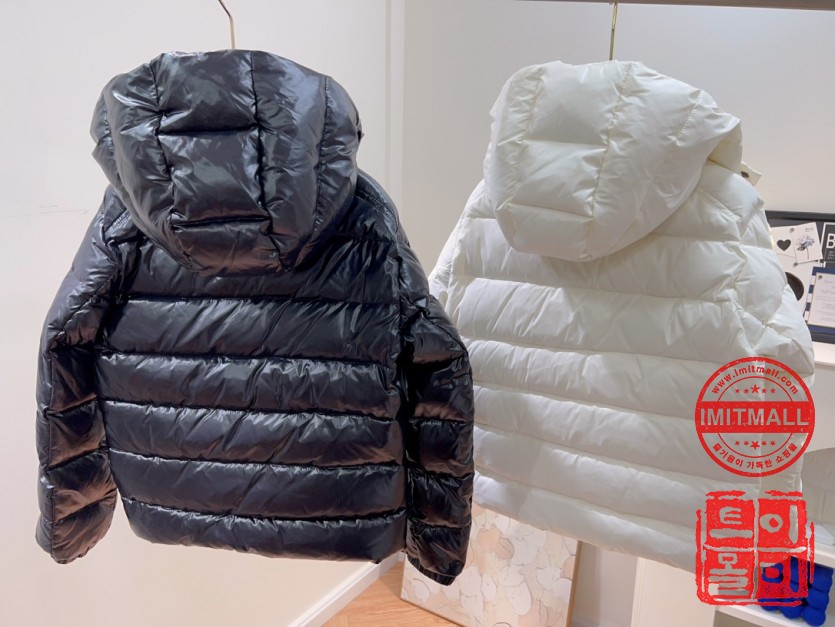 moncler_xxxxx_big_00003.jpg