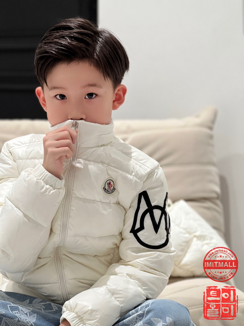 moncler_xxxxx_big_00011.jpg