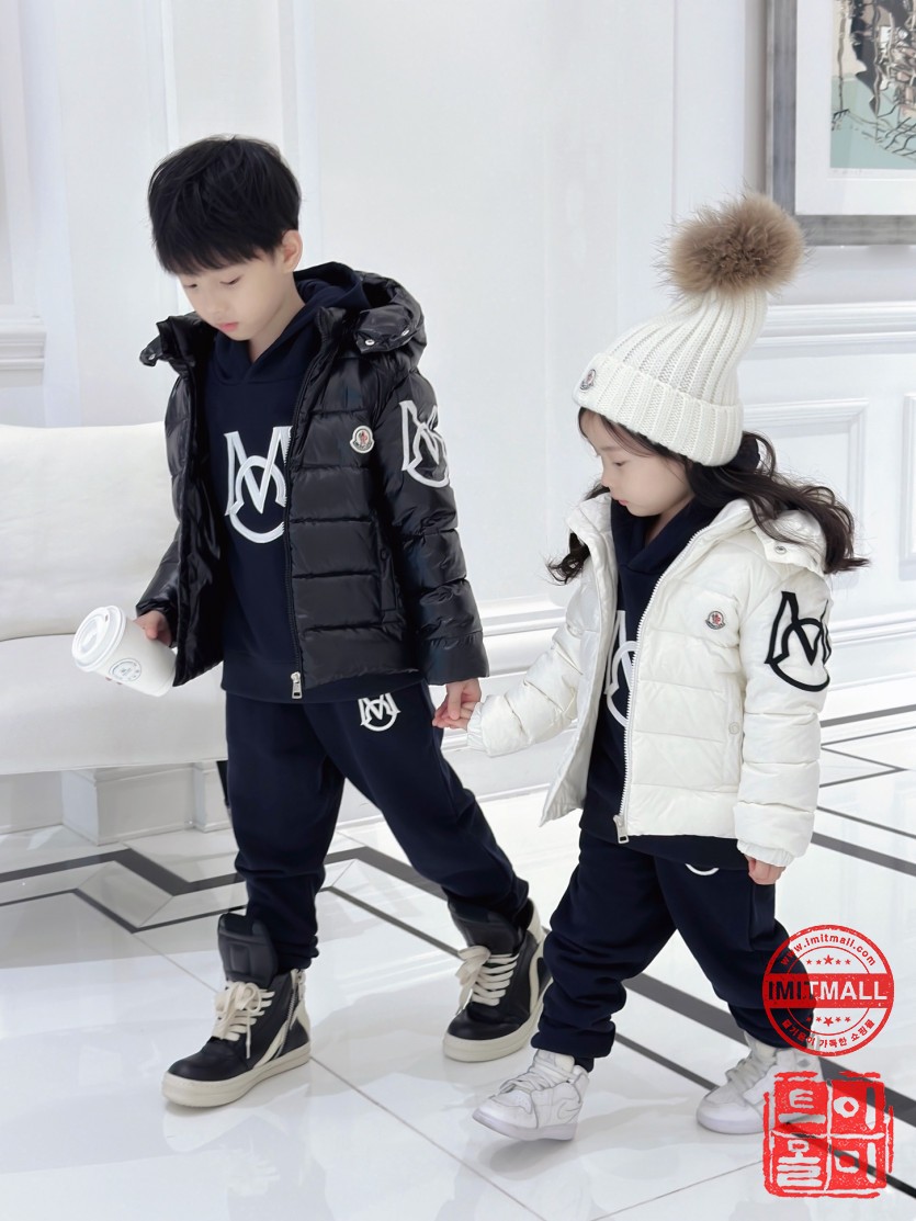 moncler_xxxxx_big_00015.jpg