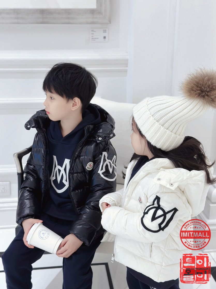 moncler_xxxxx_big_00019.jpg