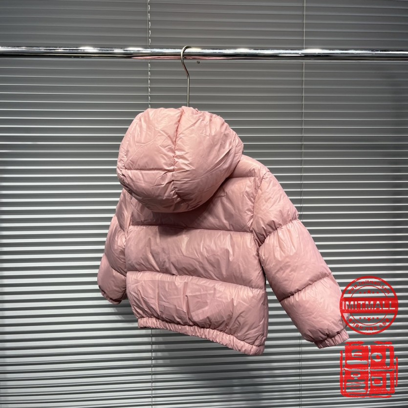 moncler_xxxxx_big_00002.jpg