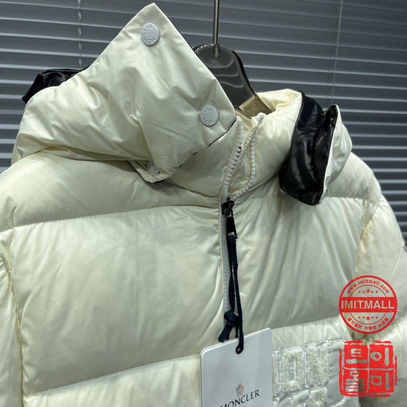 moncler_xxxxx_big_00006.jpg