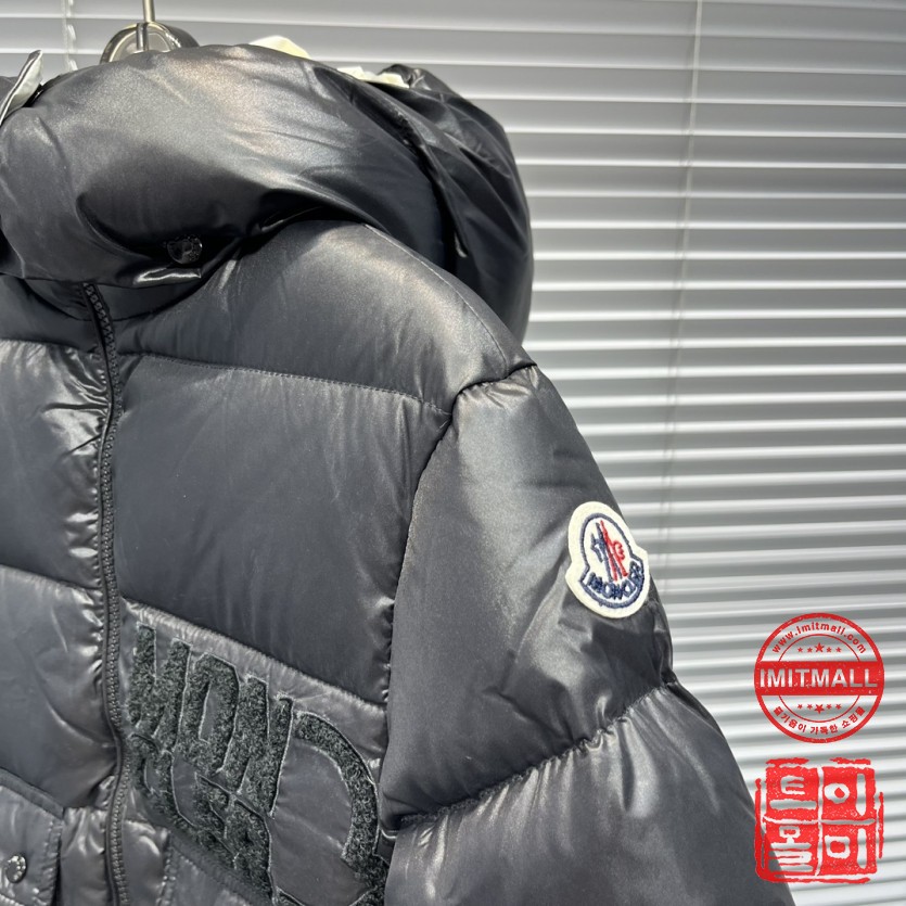 moncler_xxxxx_big_00006.jpg