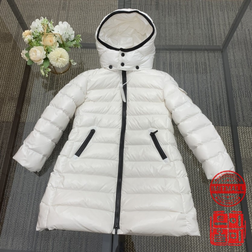 moncler_xxxxx_big_00001.jpg