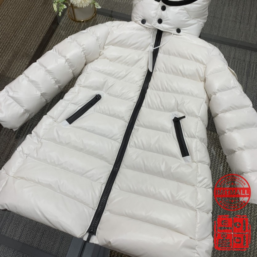 moncler_xxxxx_big_00003.jpg