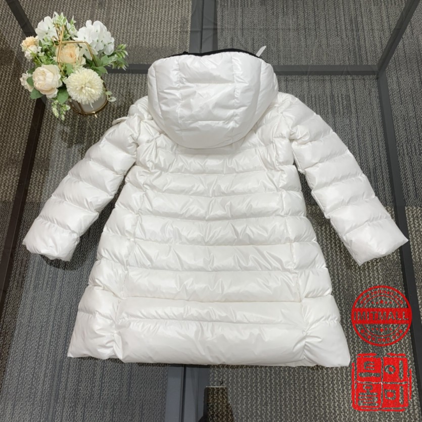 moncler_xxxxx_big_00009.jpg