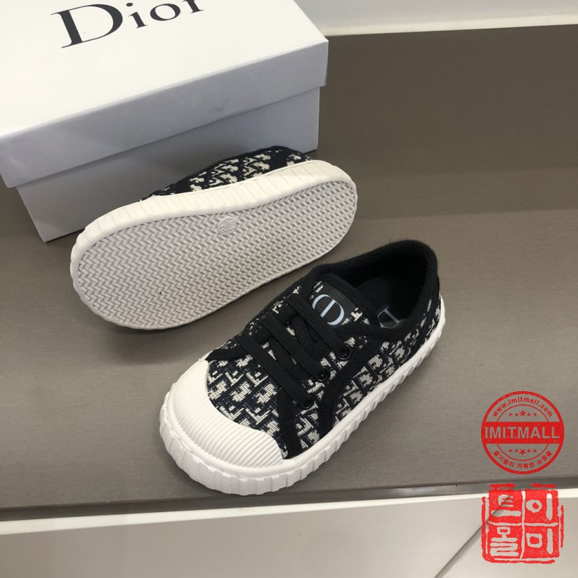 dior_xxxxx_big_00006.jpg