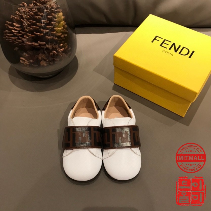 fendi_xxxxx_big_00002.jpg