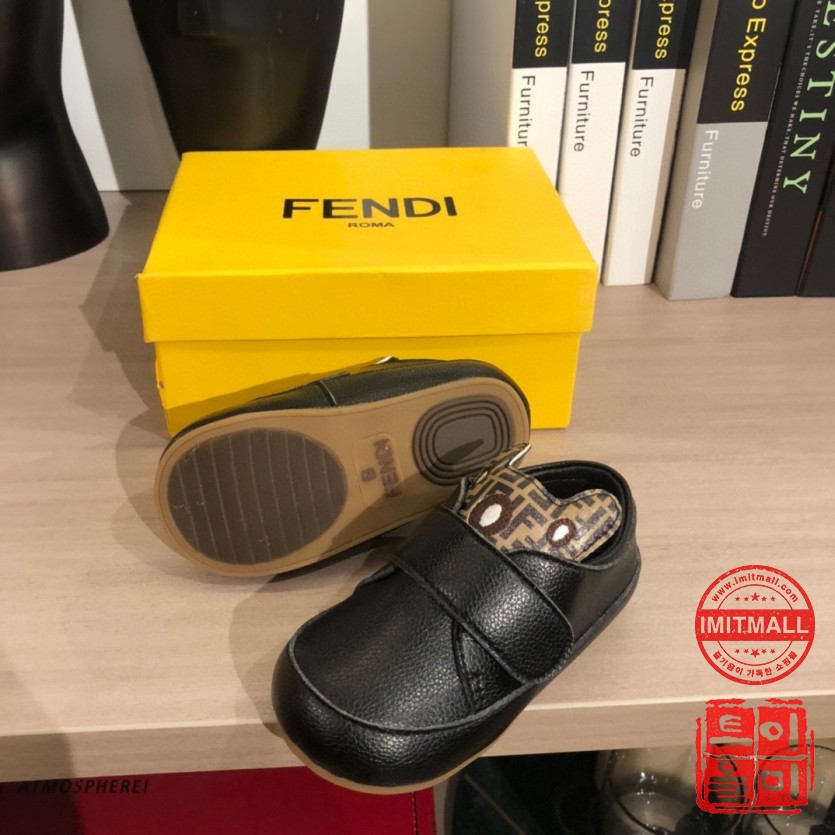 fendi_xxxxx_big_00004.jpg