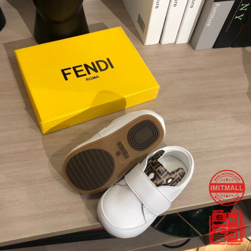 fendi_xxxxx_big_00009.jpg