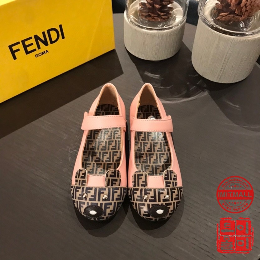 fendi_xxxxx_big_00002.jpg