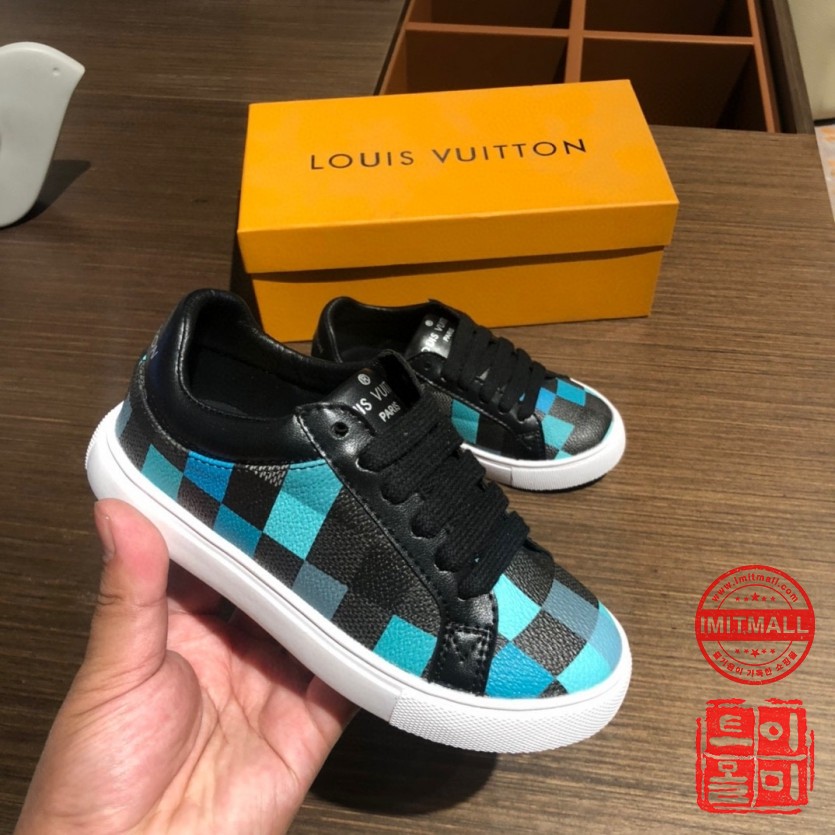 louis_vuitton_xxxxx_big_00003.jpg