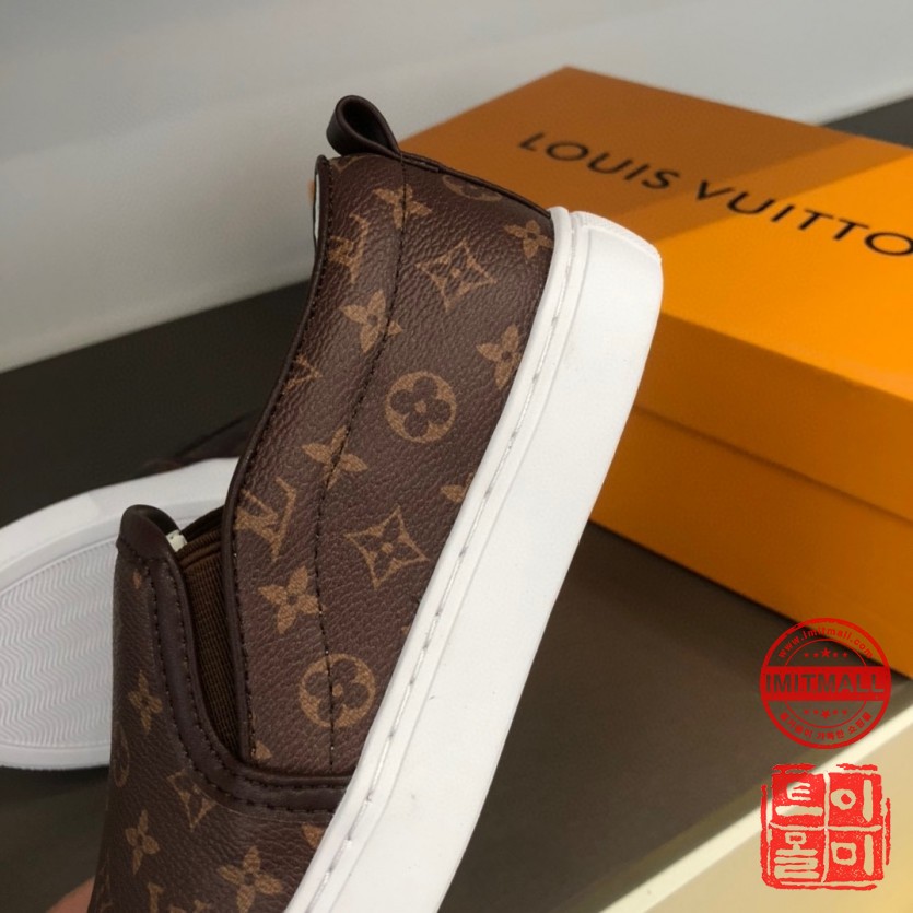 louis_vuitton_xxxxx_big_00006.jpg