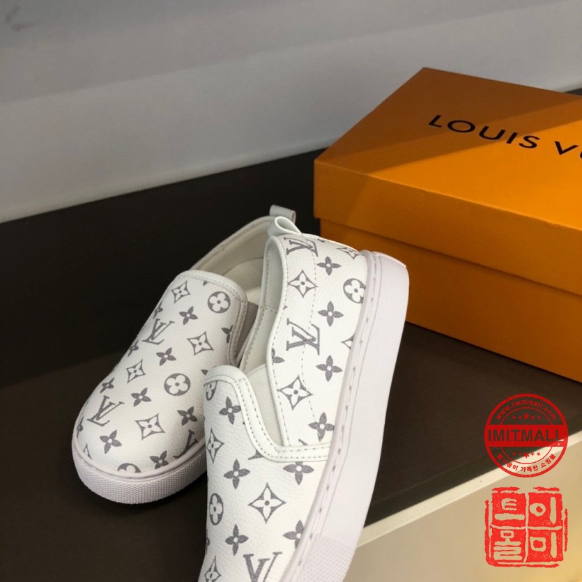 louis_vuitton_xxxxx_big_00009.jpg