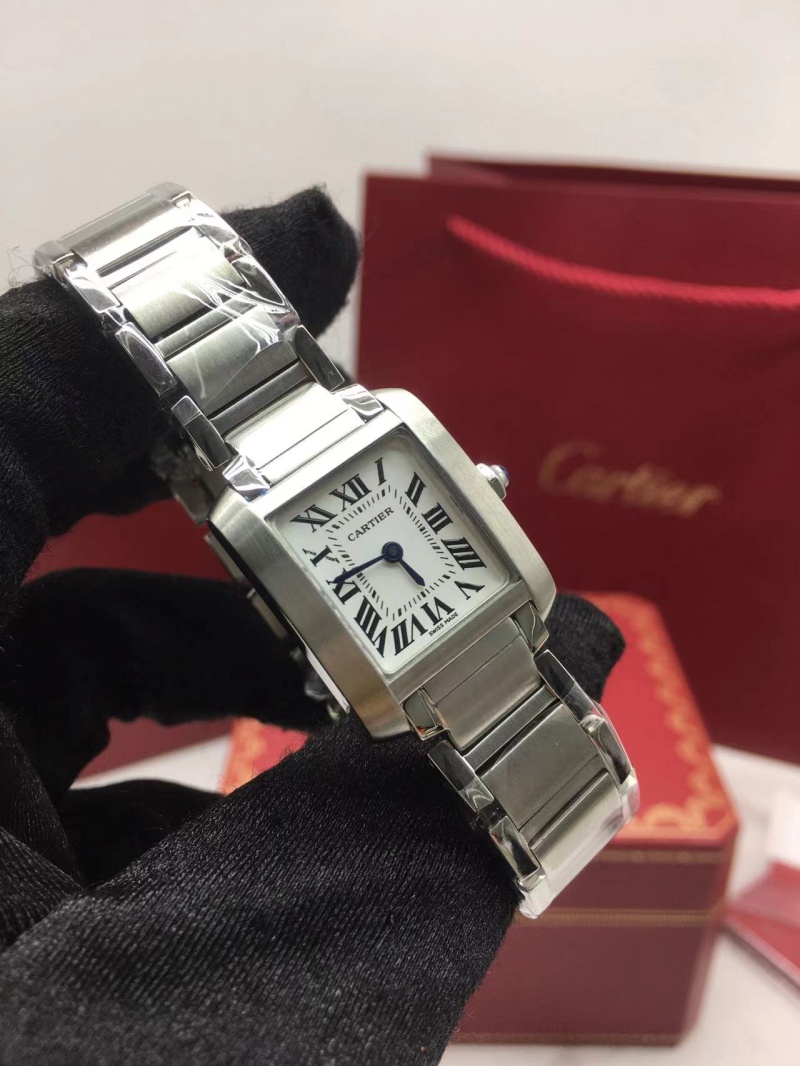 cartier_xxxxx_big_00002.jpg