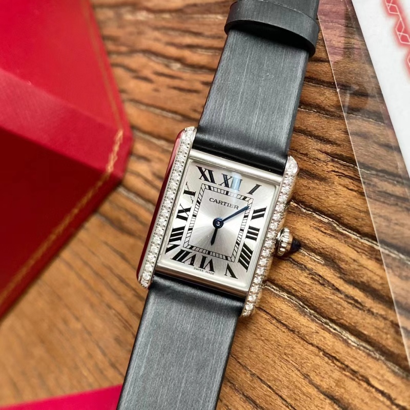 cartier_xxxxx_big_00005.jpg