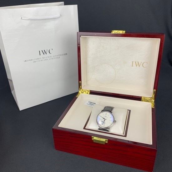 iwc_xxxxx_big_00010.jpg