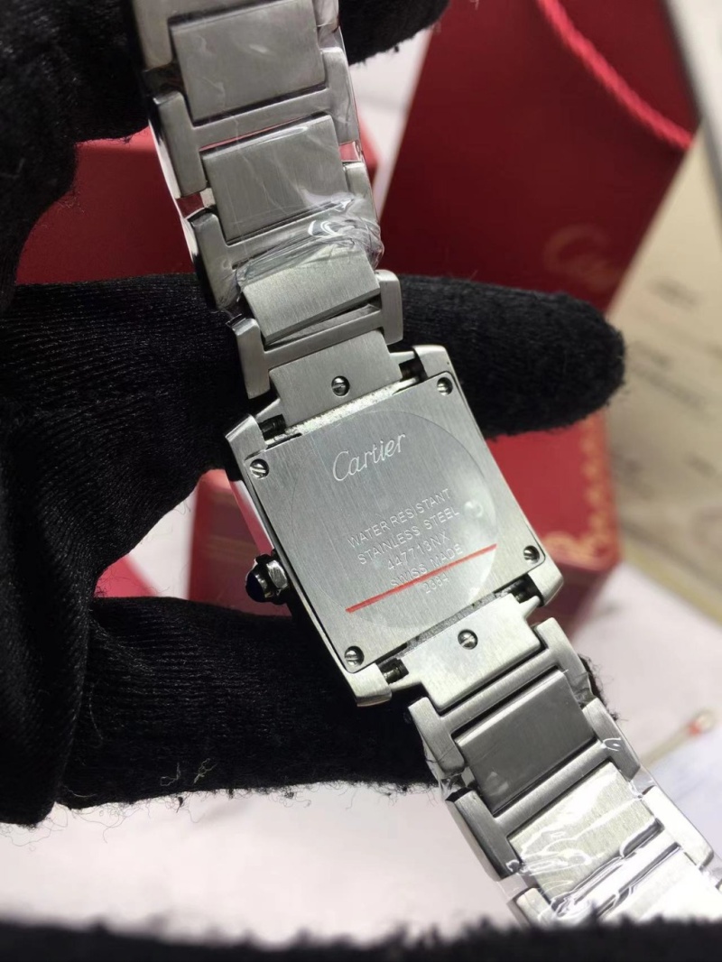 cartier_xxxxx_big_00009.jpg