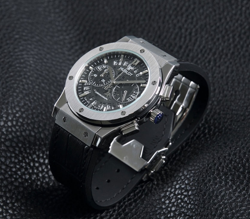 hublot_xxxxx_big_00010.jpg