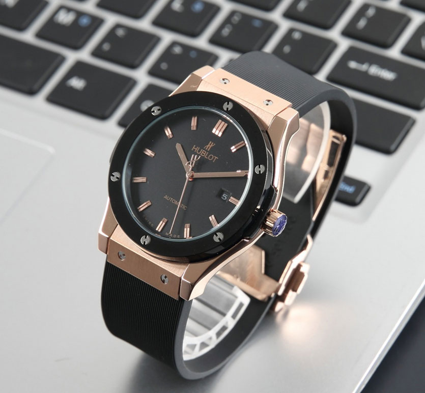 hublot_xxxxx_big_00010.jpg