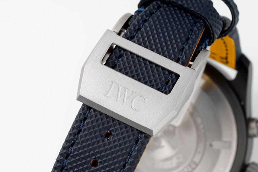 iwc_xxxxx_big_00011.jpg