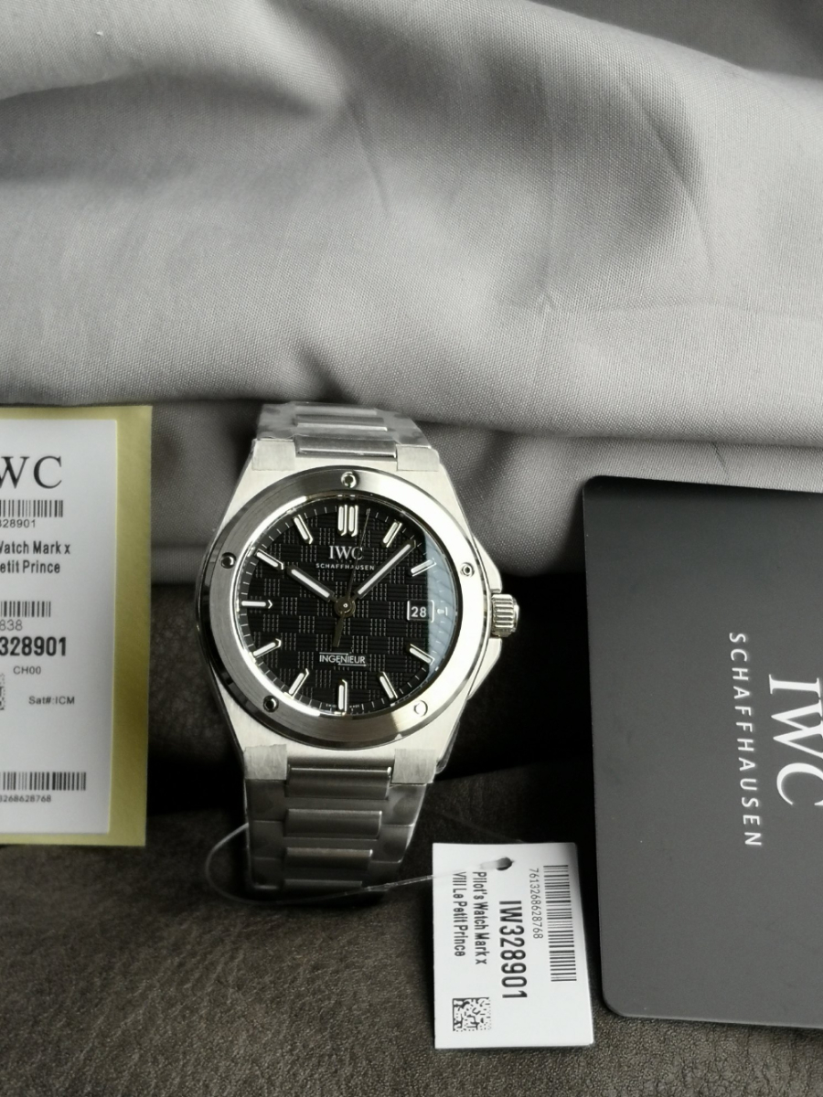 iwc_xxxxx_big_00003.jpg