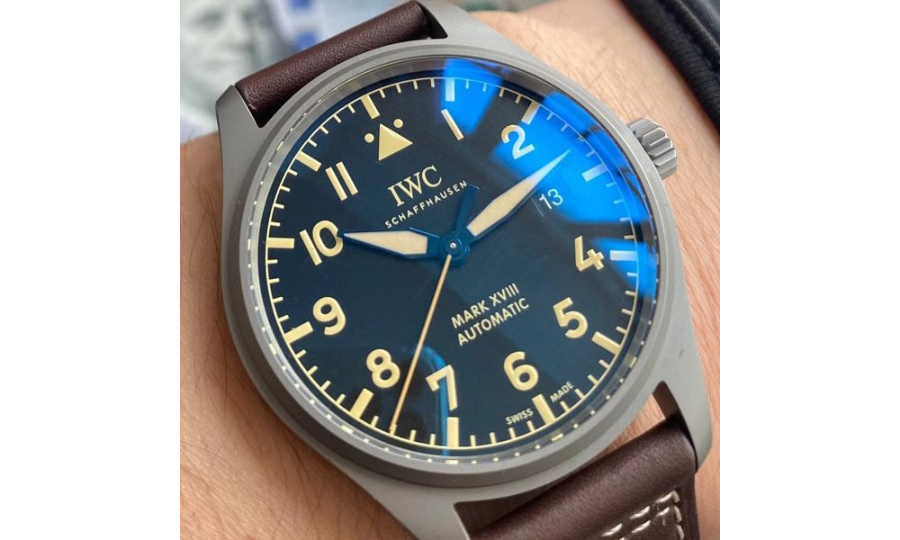 iwc_xxxxx_big_00004.jpg