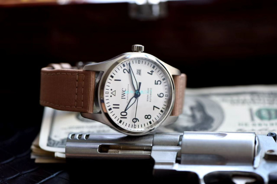 iwc_xxxxx_big_00009.jpg