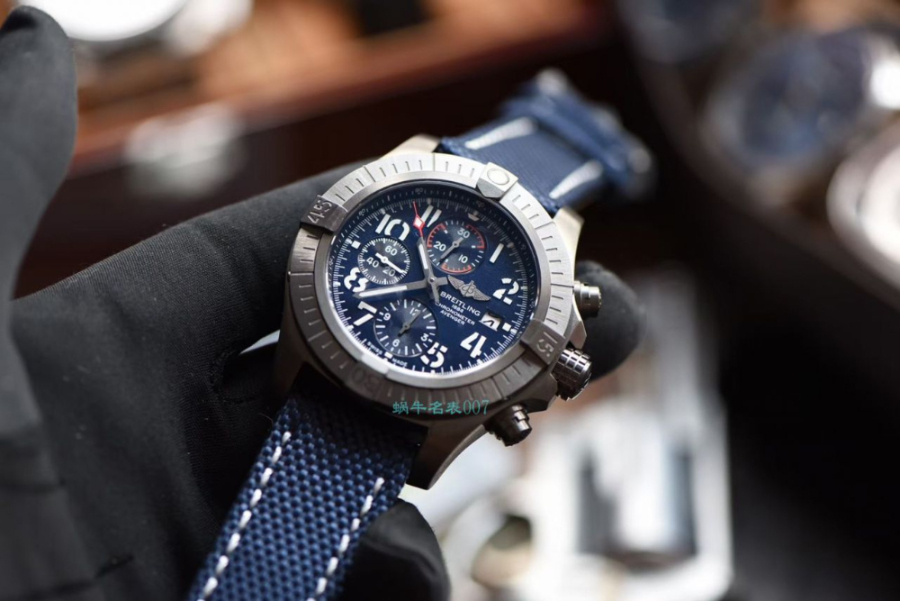 breitling_xxxxx_big_00004.jpg