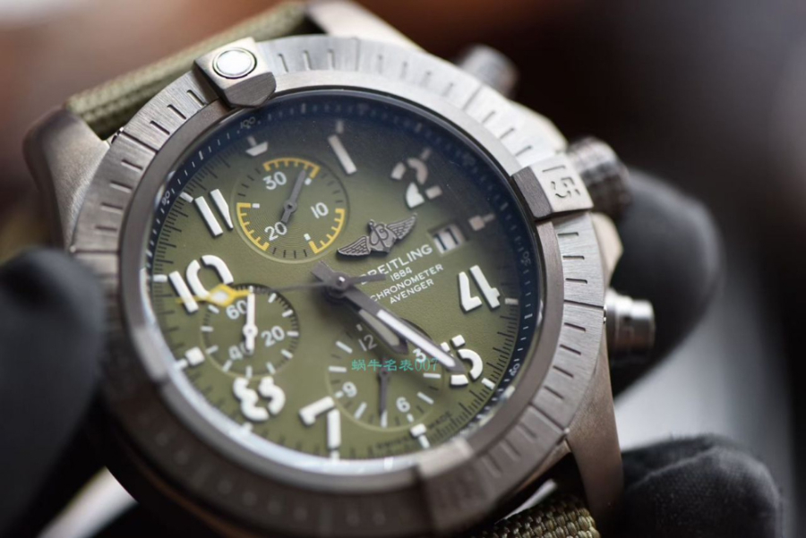 breitling_xxxxx_big_00006.jpg