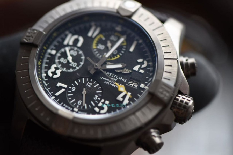 breitling_xxxxx_big_00007.jpg