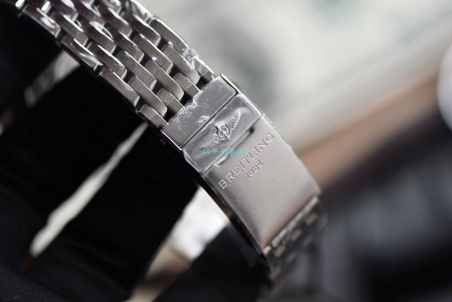 breitling_xxxxx_big_00010.jpg