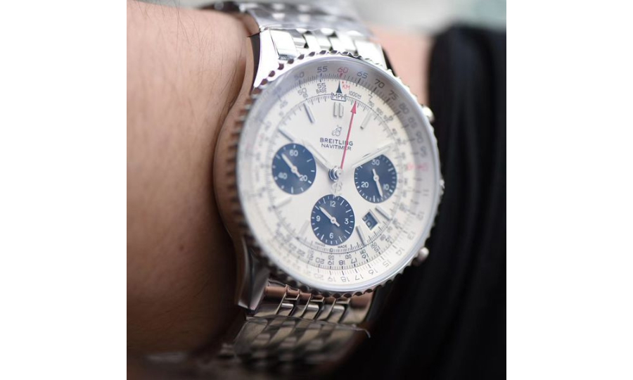 breitling_xxxxx_big_00003.jpg