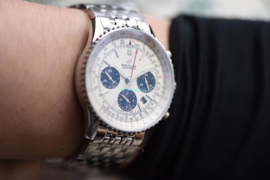 breitling_xxxxx_big_00004.jpg