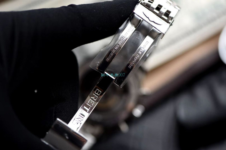 breitling_xxxxx_big_00012.jpg